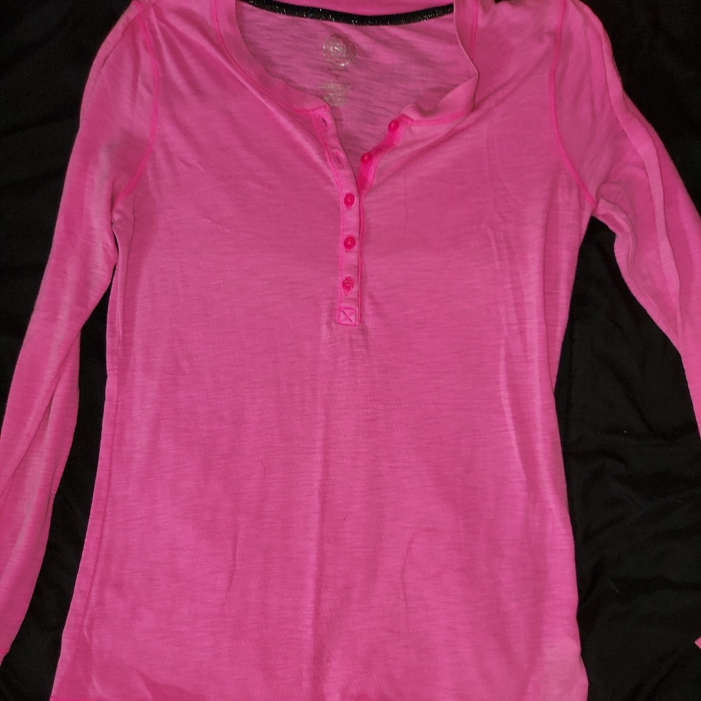 Junior's  long sleeve top